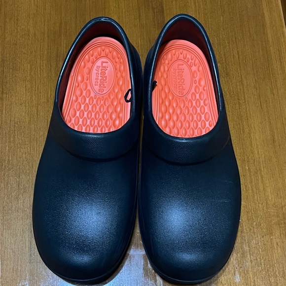 Crocs: WOMENS NERIA PRO II LITERIDE™ WORK CLOG - Picture 4 of 5